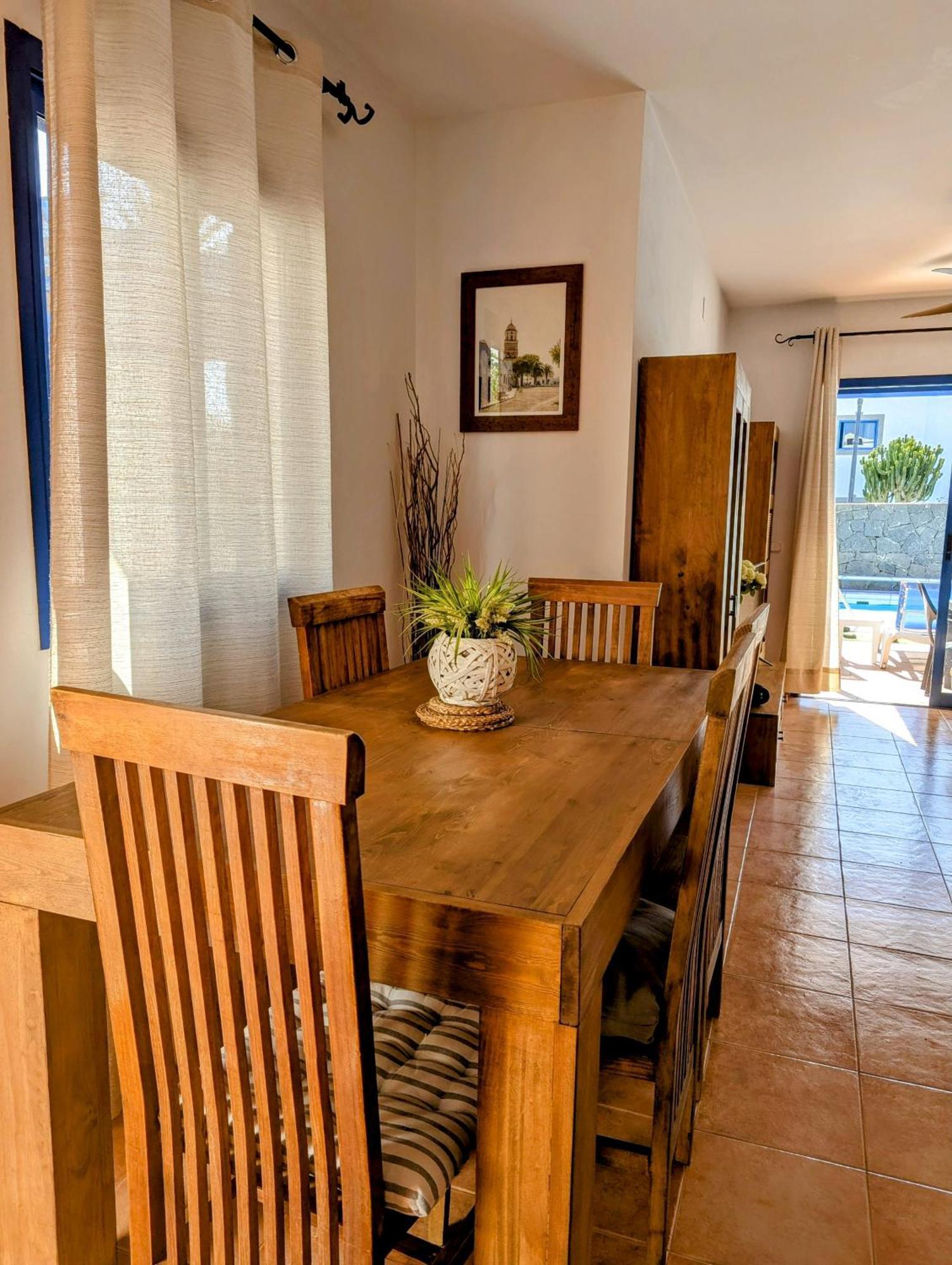 Casa Aleksandra Playa Blanca  Exterior photo